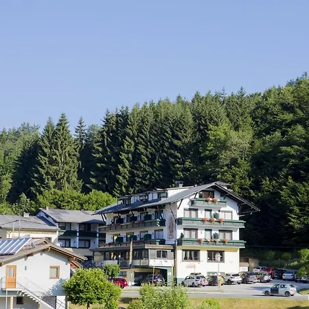 Szálloda Gabriel Keutschach am See